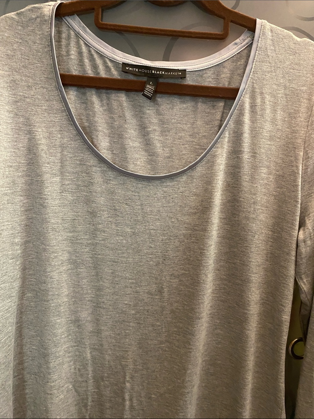 Women’s House Black Market Light Gray Scoop Neck Women's Top